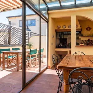 Apartment Terrace At 10 Mins From The Duomo - Homeunity Florence
